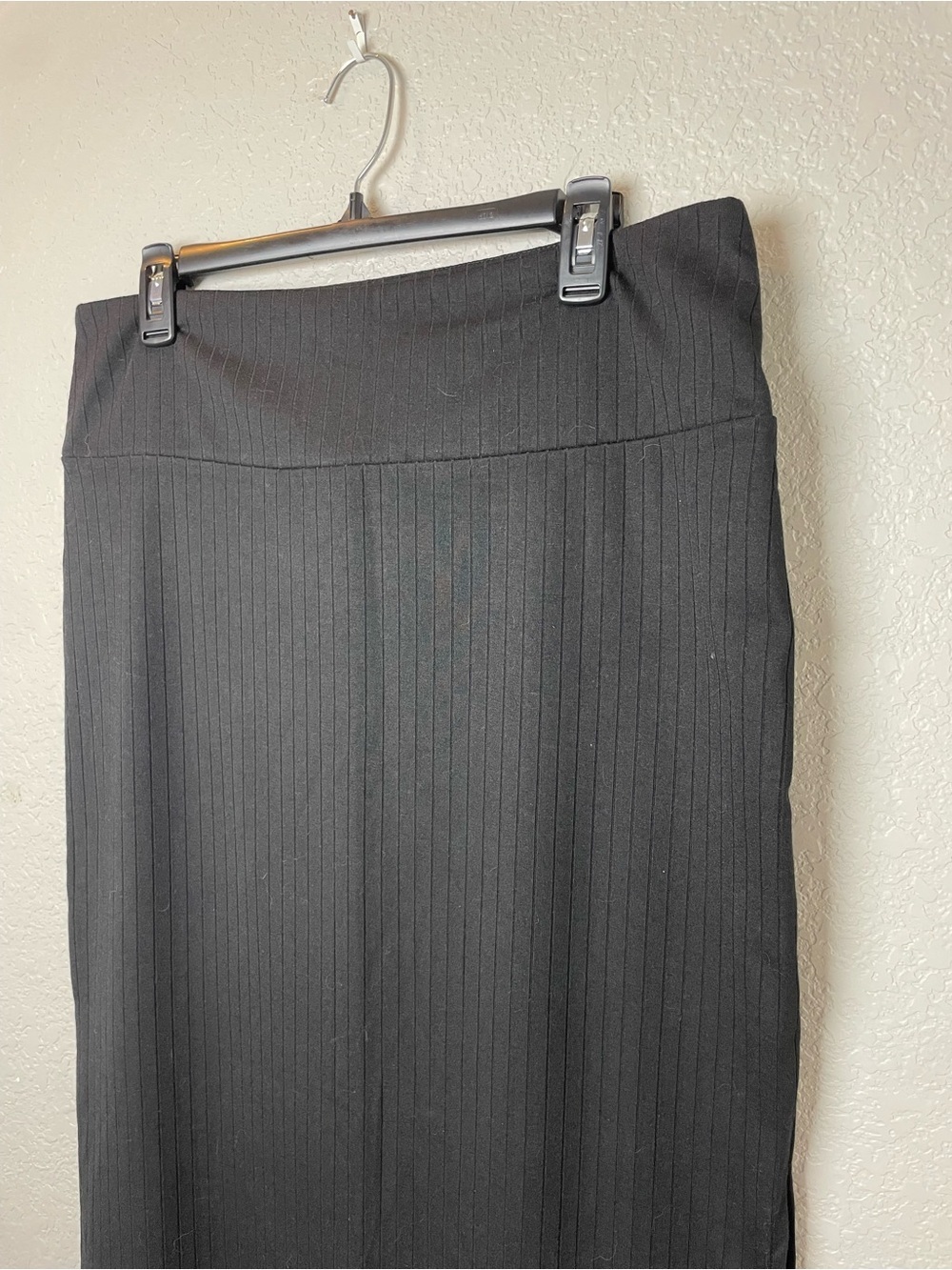 Joyfolie Mia Joy Women's Black Ribbed Midi Pencil Skirt Size XL - Picture 4 of 6